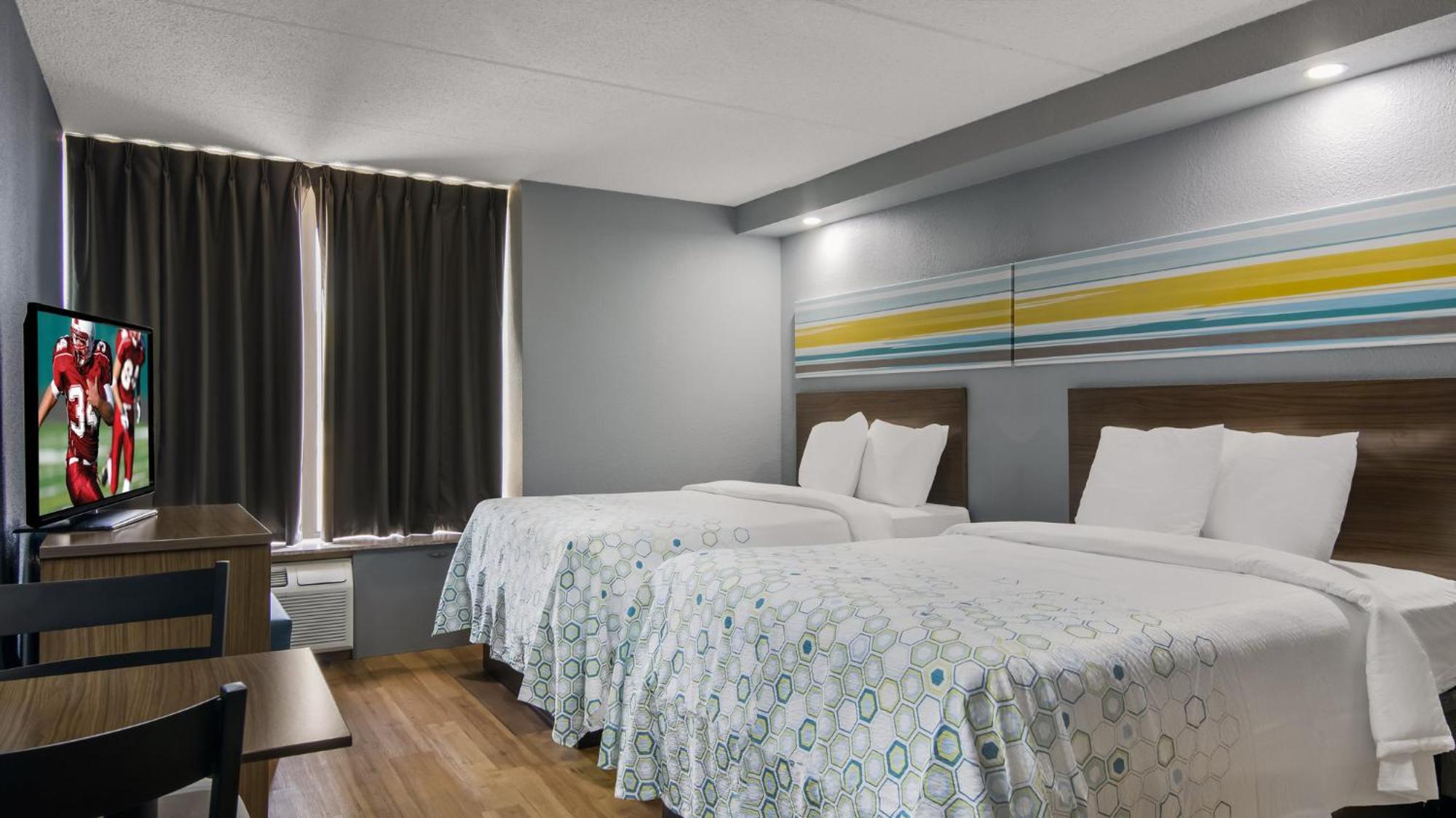 Hometowne Studios By Red Roof And Conference Center Chicago - N Aurora Naperville North Aurora Экстерьер фото